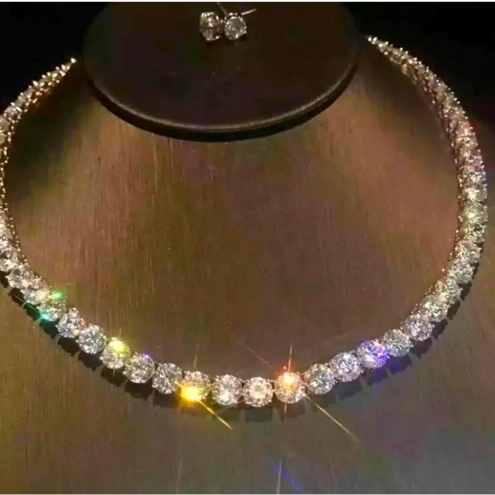 Stunning!! 5mm 18” Moissanite Tennis Necklace